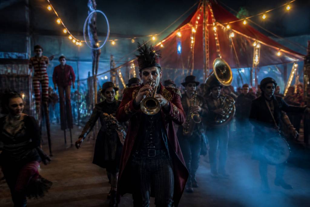 Fanfare cirque electrique : une sortie familiale originale à Paris